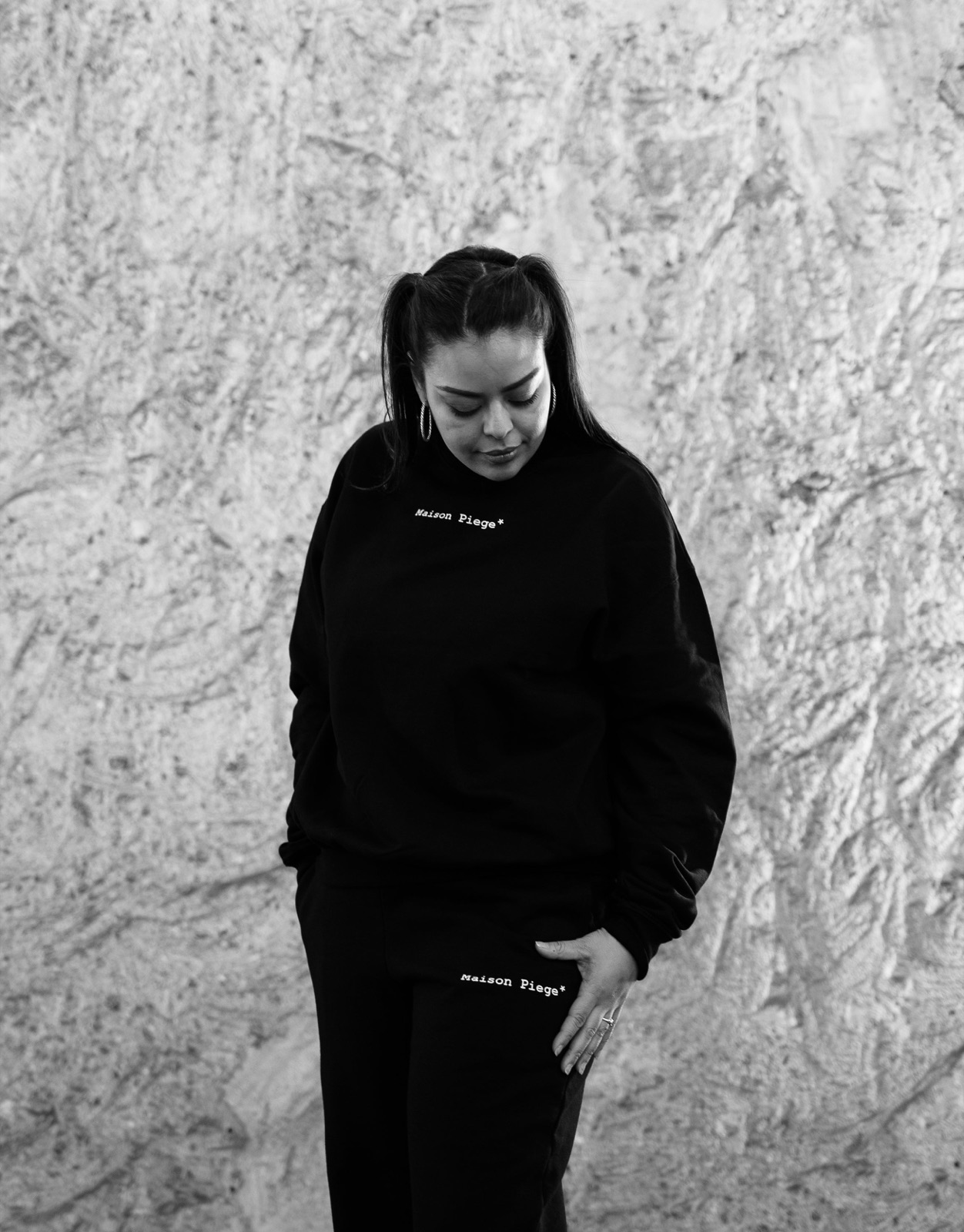 Ligne Property MP — éditorial noir et blanc