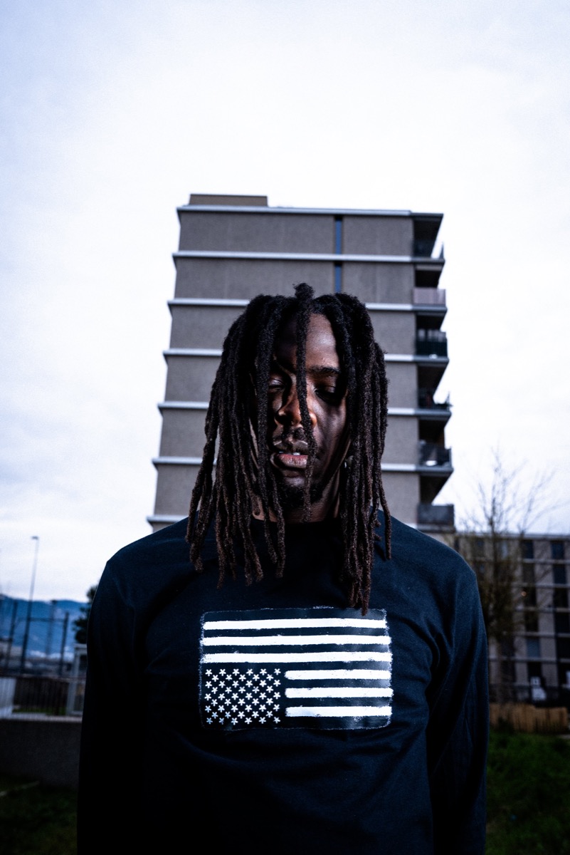 BLACK LONGSLEEVE FREE USA